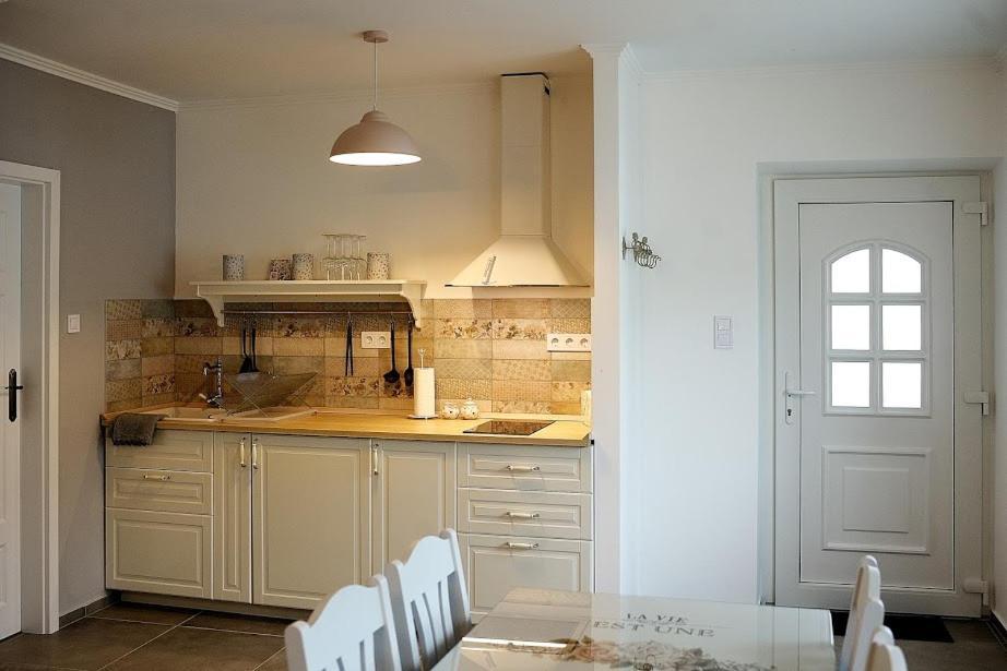 Vintage Home Lelle Balatonlelle Ngoại thất bức ảnh
